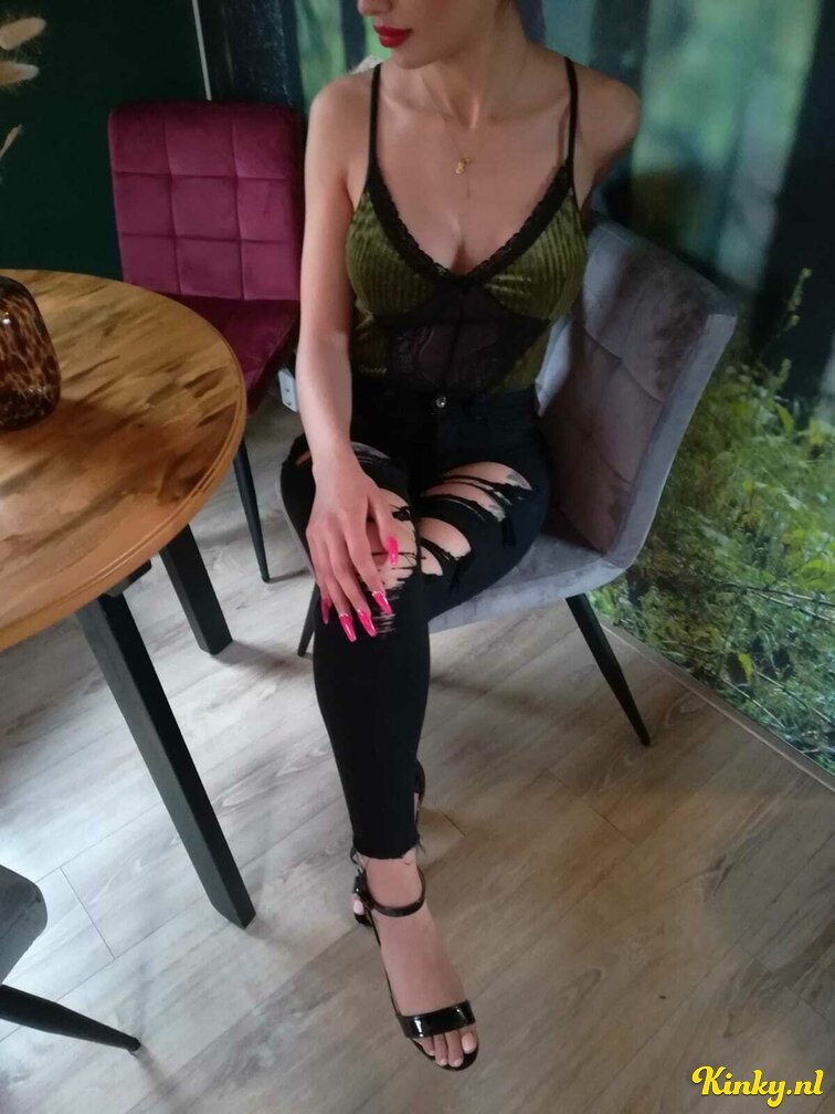 Evelin — Sint-Jans-Molenbeek