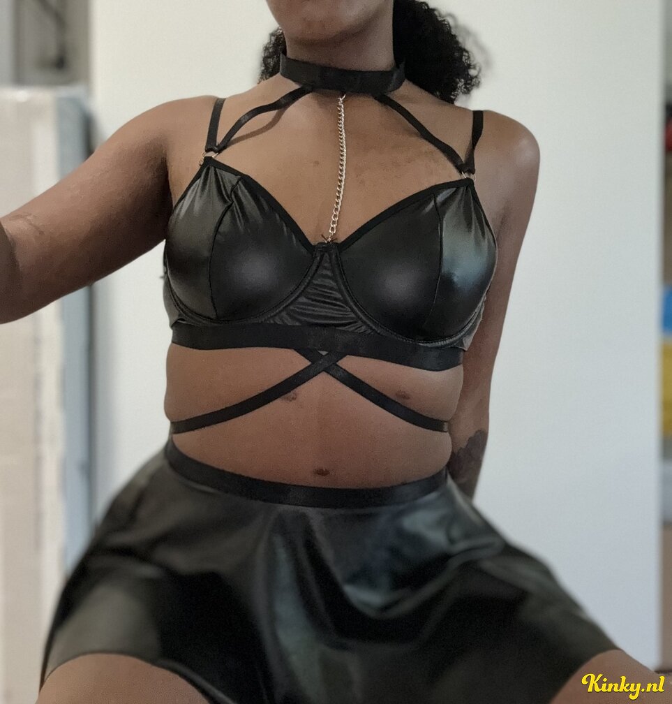 Bria — Brecht