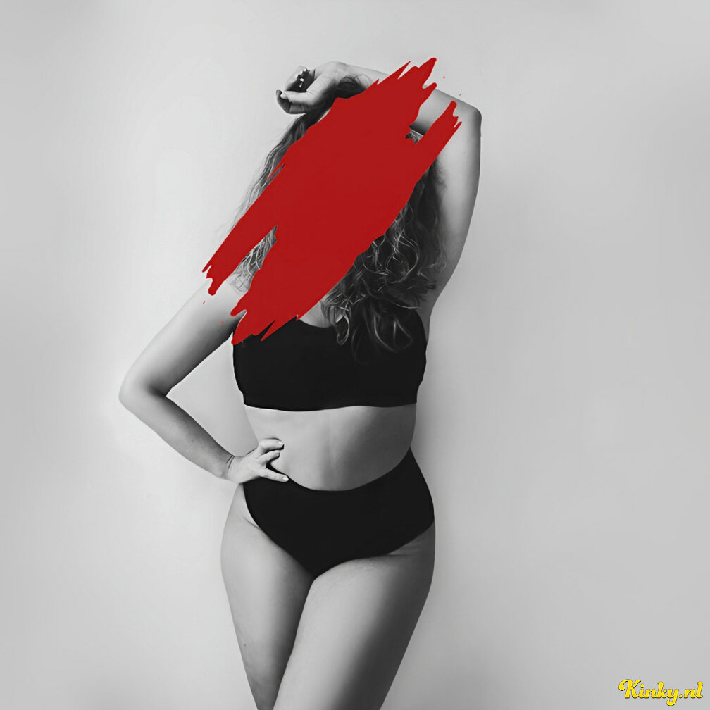 Julia_ — Roeselare