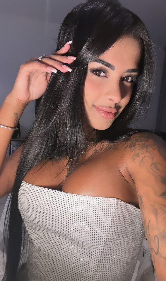 Camila26